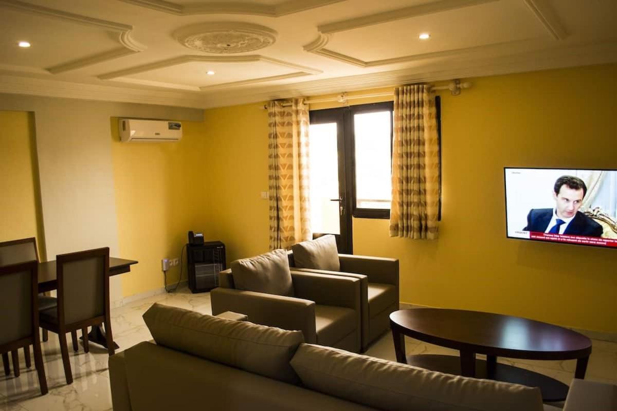 Hotel Jouvence International Yaounde Luaran gambar