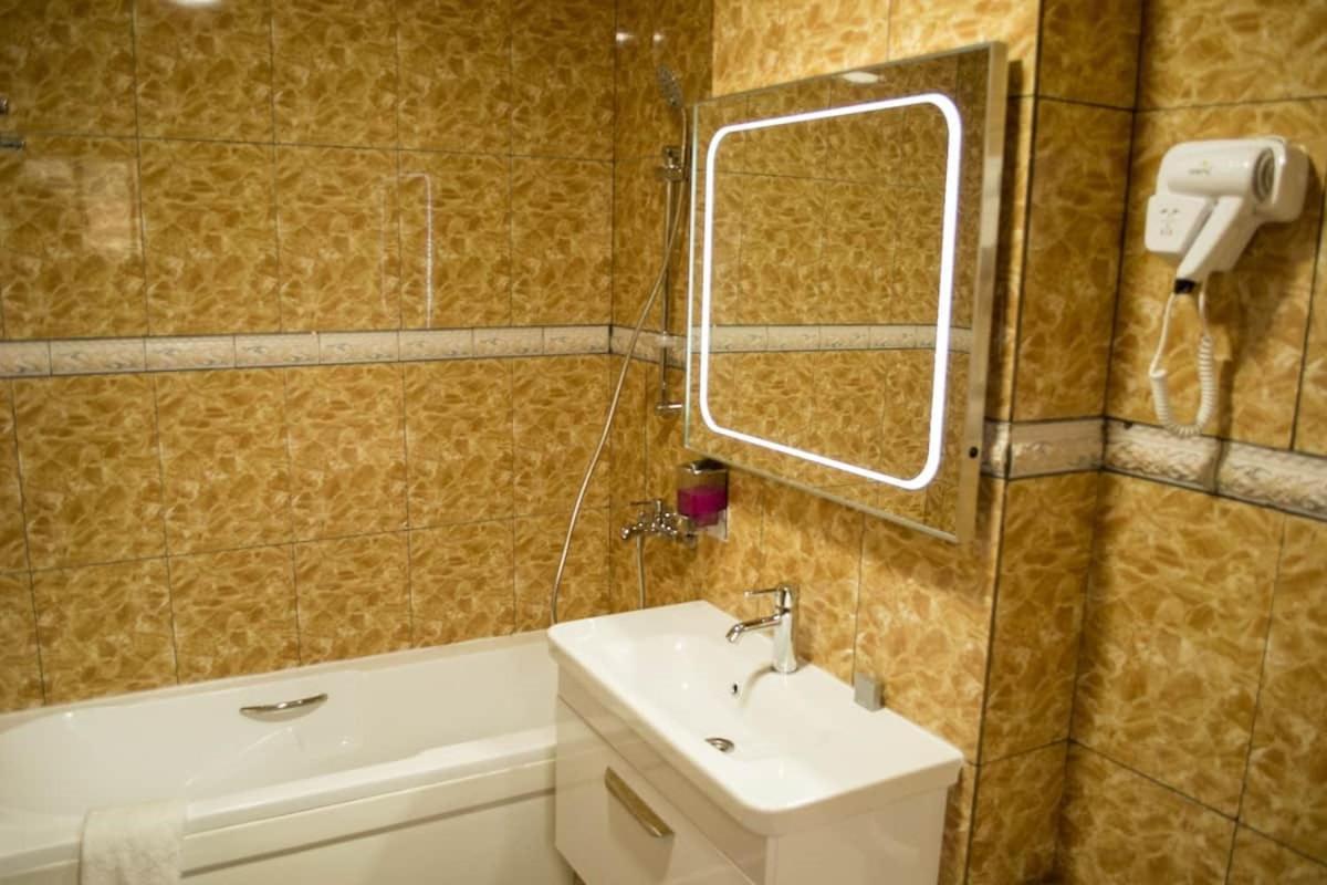 Hotel Jouvence International Yaounde Luaran gambar
