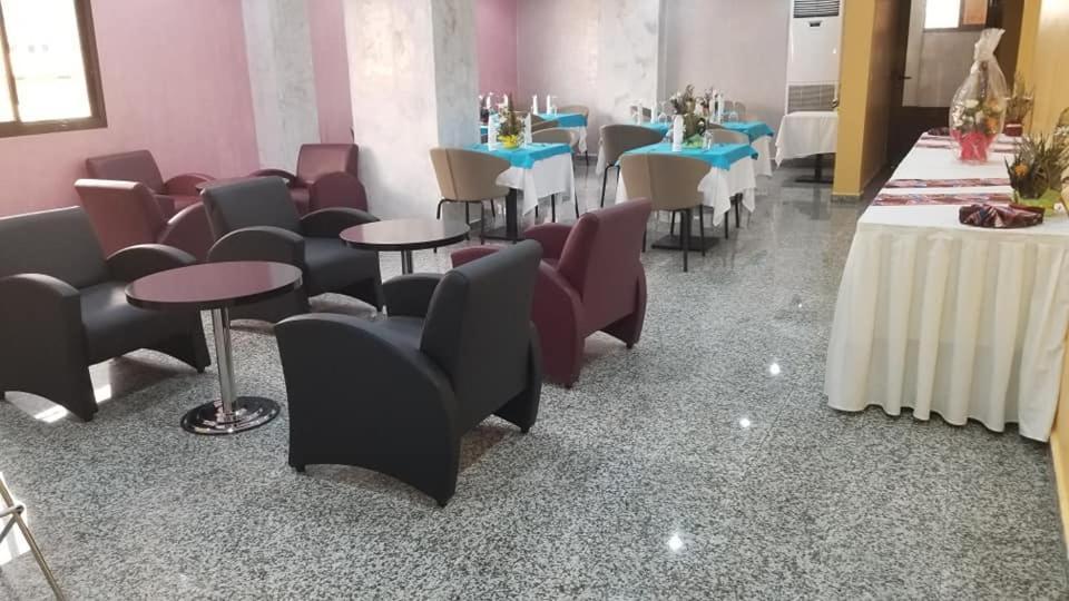 Hotel Jouvence International Yaounde Luaran gambar